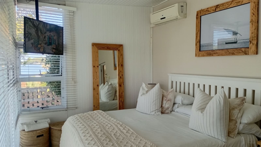 To Let 1 Bedroom Property for Rent in Bonza Bay Eastern Cape